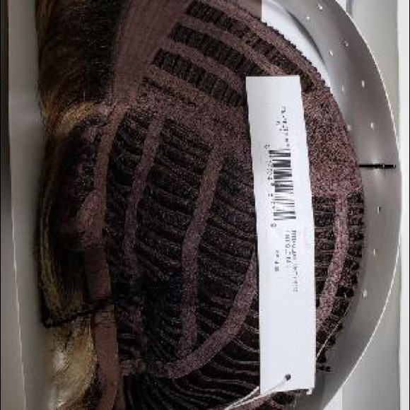 Perfect pixi wig by Hairdo - Picture 4 of 4